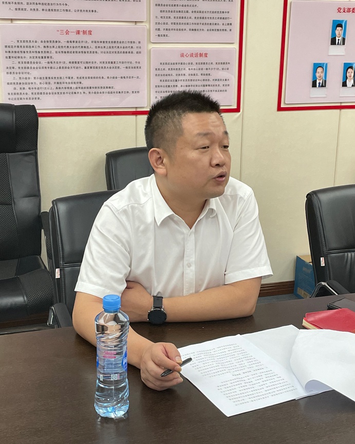 南昌市政建設(shè)集團運營中心召開2021年工程管理目標責(zé)任書簽訂會6913.jpg