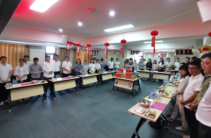 共青團(tuán)南昌市政建設(shè)集團(tuán)有限公司委員會(huì)舉辦了“承傳統(tǒng)文化，享團(tuán)圓美滿”中秋主題活動(dòng)6910.jpg