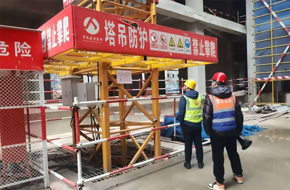 應對低溫雨雪冰凍天氣 市政建設(shè)人在行動