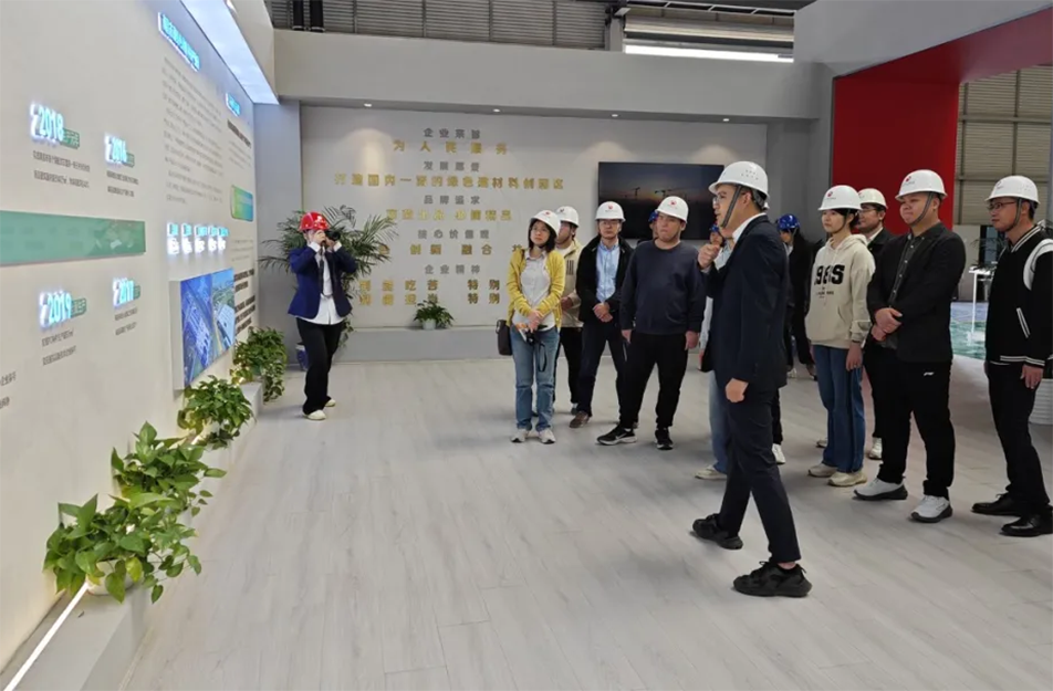 2025年政府開放周活動走進市政綠色產(chǎn)業(yè)園 市民零距離探訪裝配式建筑 2025年政府開放周活動走進市政綠色產(chǎn)業(yè)園 市民零距離探訪裝配式建筑